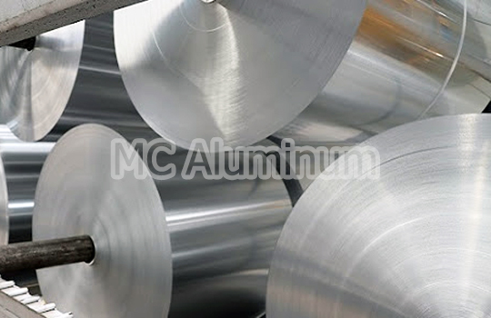 Different types of packaging aluminum foil