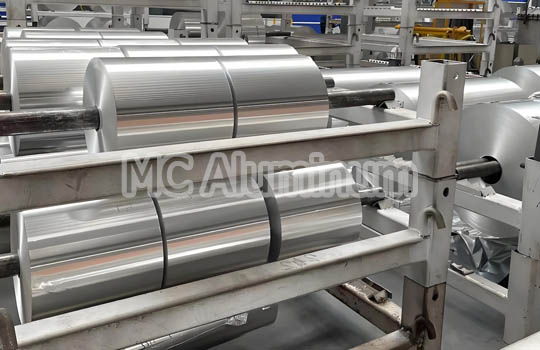 1235 / 8011 / 8021 / 8079 Industrial Aluminum Foil Roll